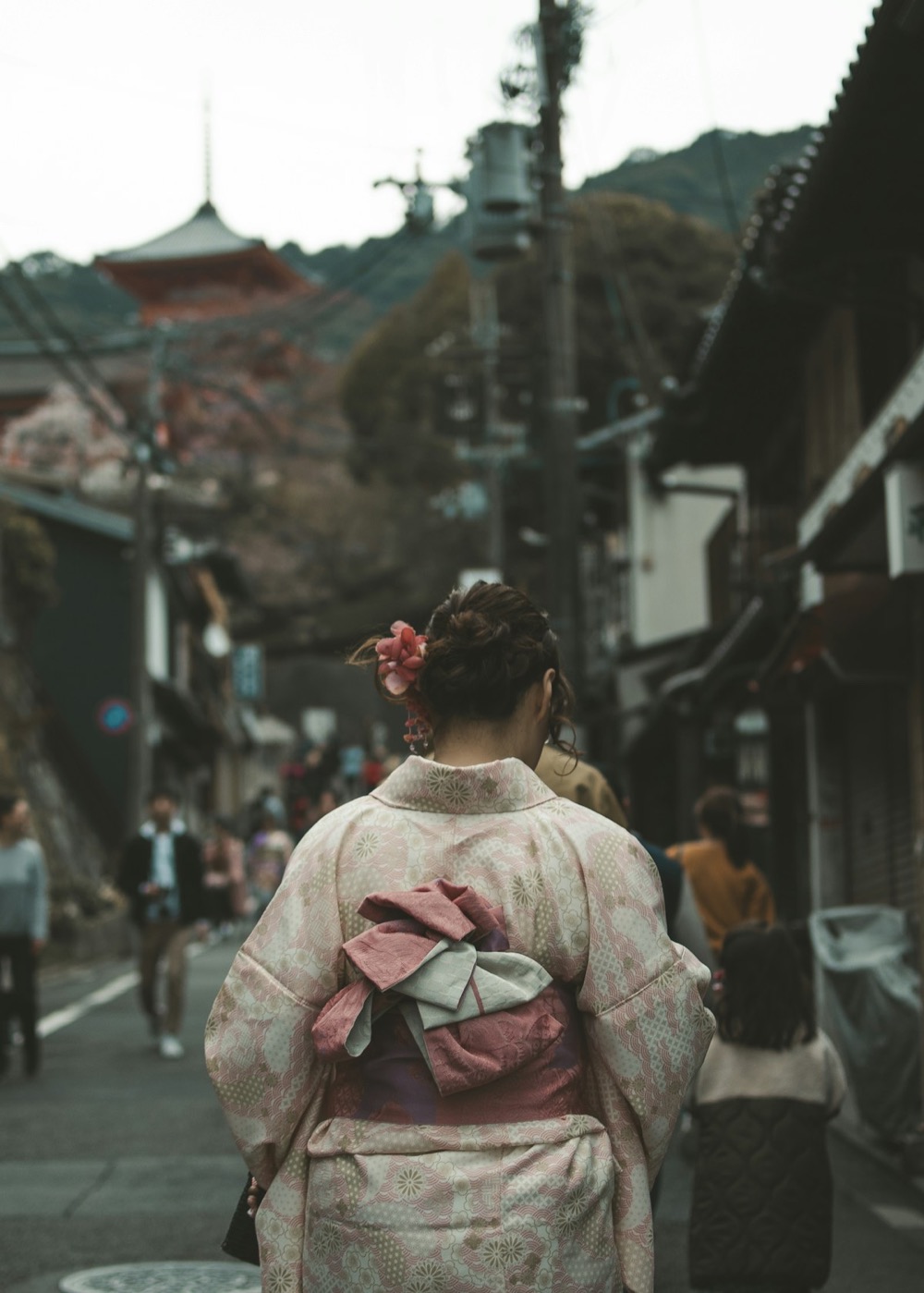 Kimono e dettagli tradizionali nelle vie di Gion, Kyoto